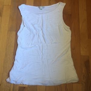 White sleeveless cooling top